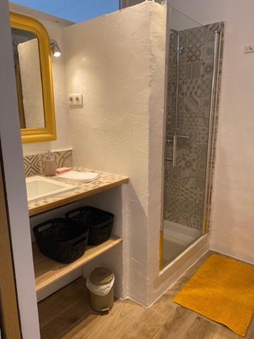 Lumineux Exterieur Proche Gare Et Stationnement Prive Apartment Avignon Luaran gambar